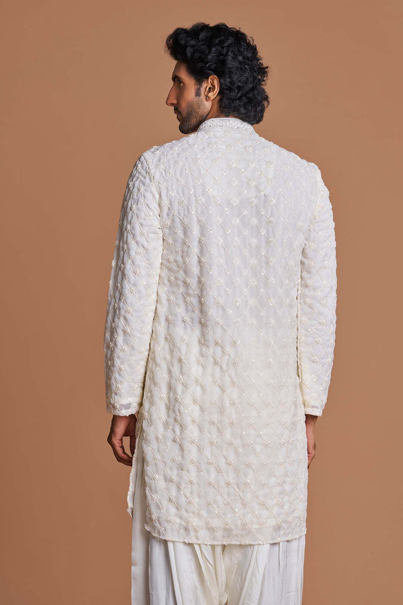 Cut-dana kurta with dhoti